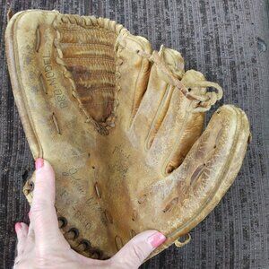 Old Vintage Baseball Glove 1960s Johnny Walker FG 800 Professional Model RHT